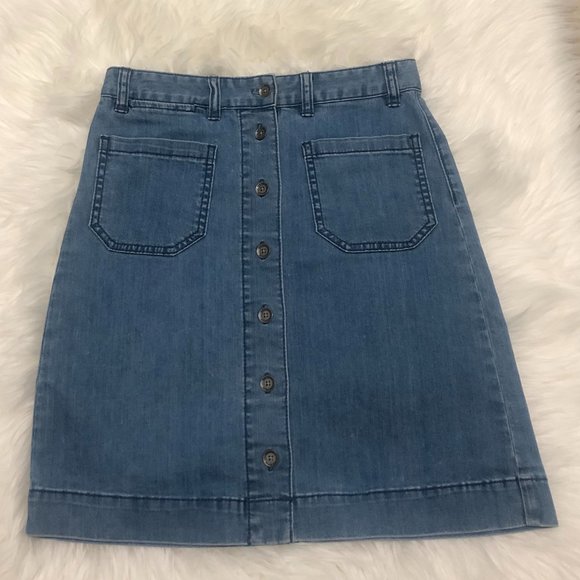 ✨HOST PICK✨Club Monaco A-Line Denim Skirt - Size 0 - Picture 3 of 9